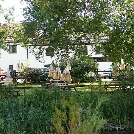 The Swan At Stoford Hotel Stapleford  Ngoại thất bức ảnh