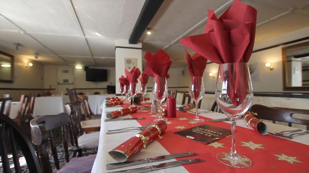 The Swan At Stoford Hotel Stapleford  Ngoại thất bức ảnh