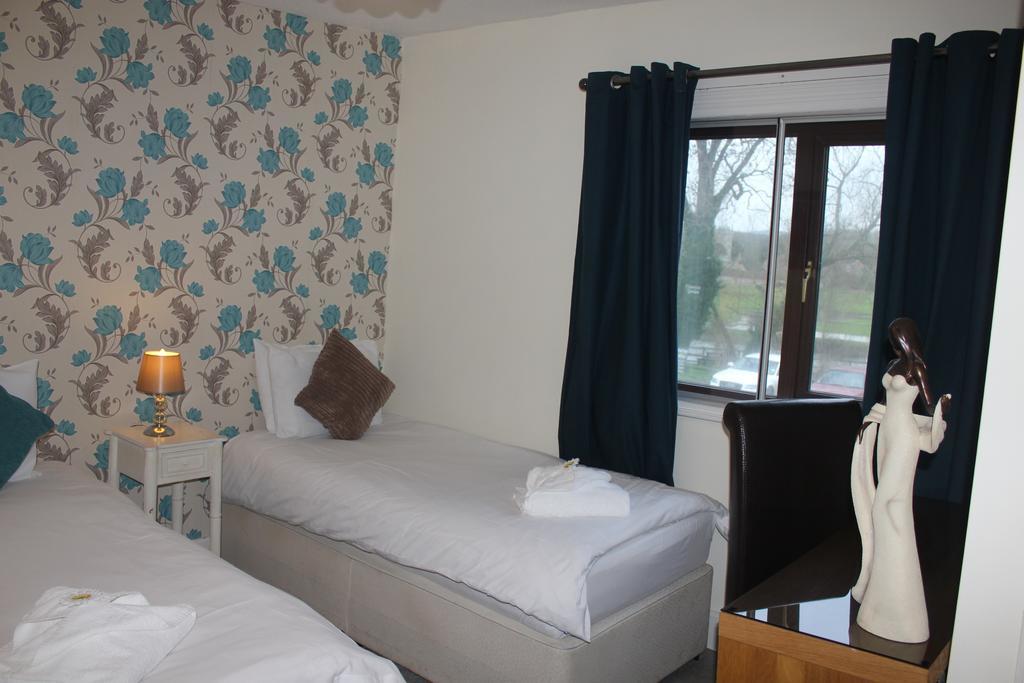 The Swan At Stoford Hotel Stapleford  Ngoại thất bức ảnh